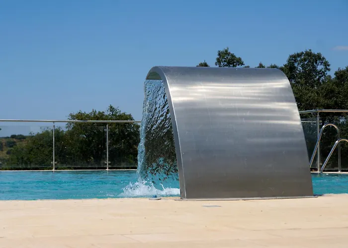 Отель Rural Palacio Haza De La Concepcion Мальпартида-де-Пласенсия